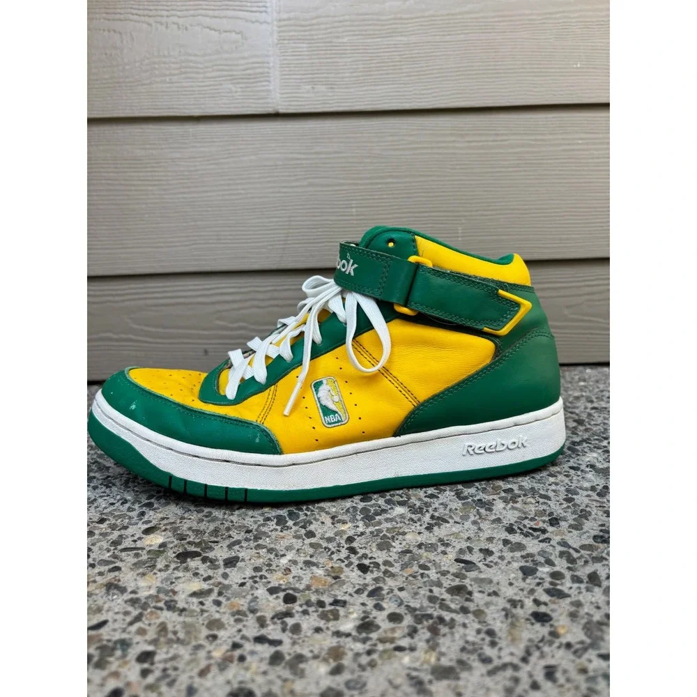 Reebok NBA Boston Celtics High Top Sneakers Yellow Green Mens 10.5 4-110842